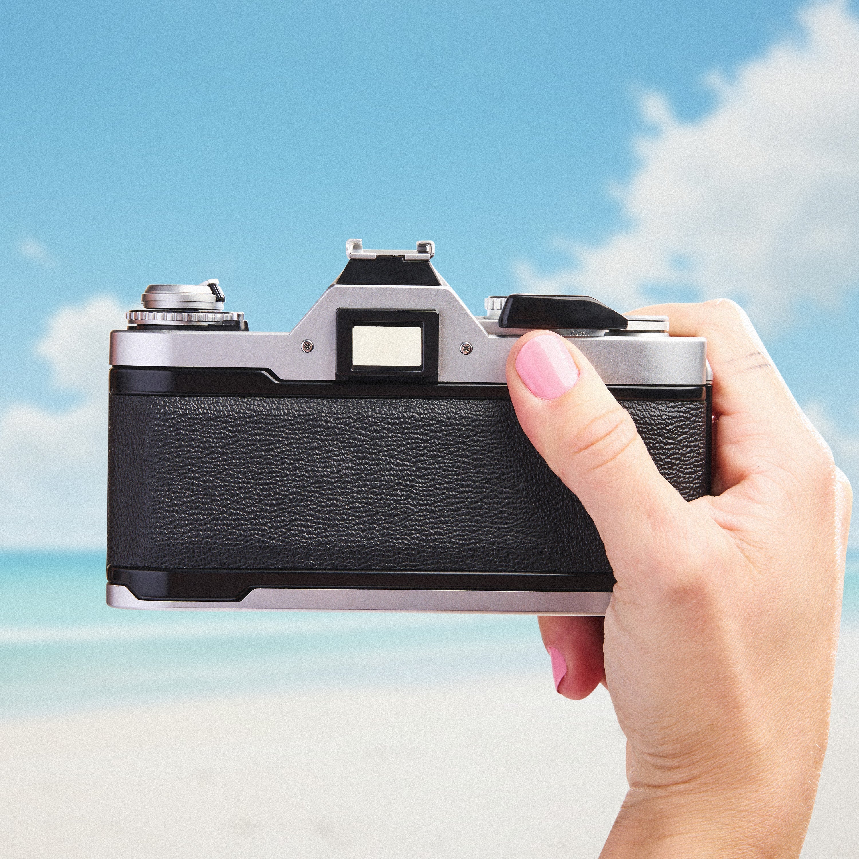 Canon AV-1 | 35mm Film Camera